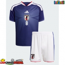 Camisa de Futebol Japão Takumi Minamino #8 Equipamento Principal Infantil Mundo 2026 Manga Curta (+ Calças curtas)